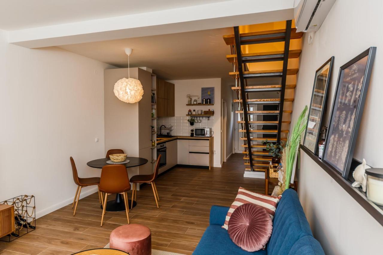 Apartment Maestral Сутиван Экстерьер фото